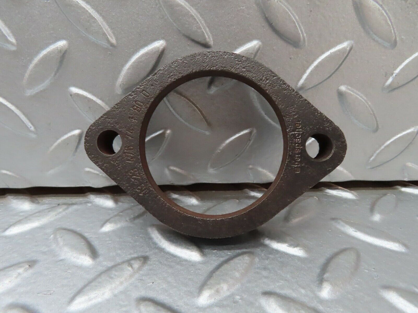 19278 Mercedes-Benz W123 300D Exhaust Flange