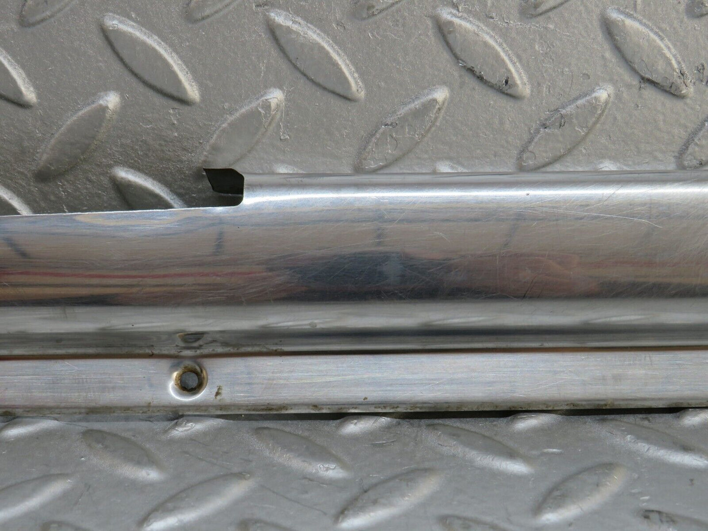37390 Mercedes-Benz W109 300SEL Front Right Door Sill Chrome