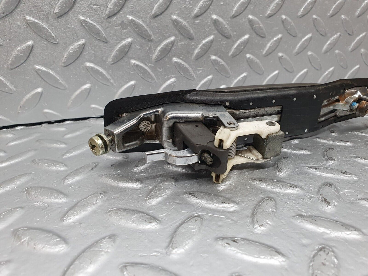 41081 Mercedes-Benz W126 300SE Rear Right Exterior Door Handle
