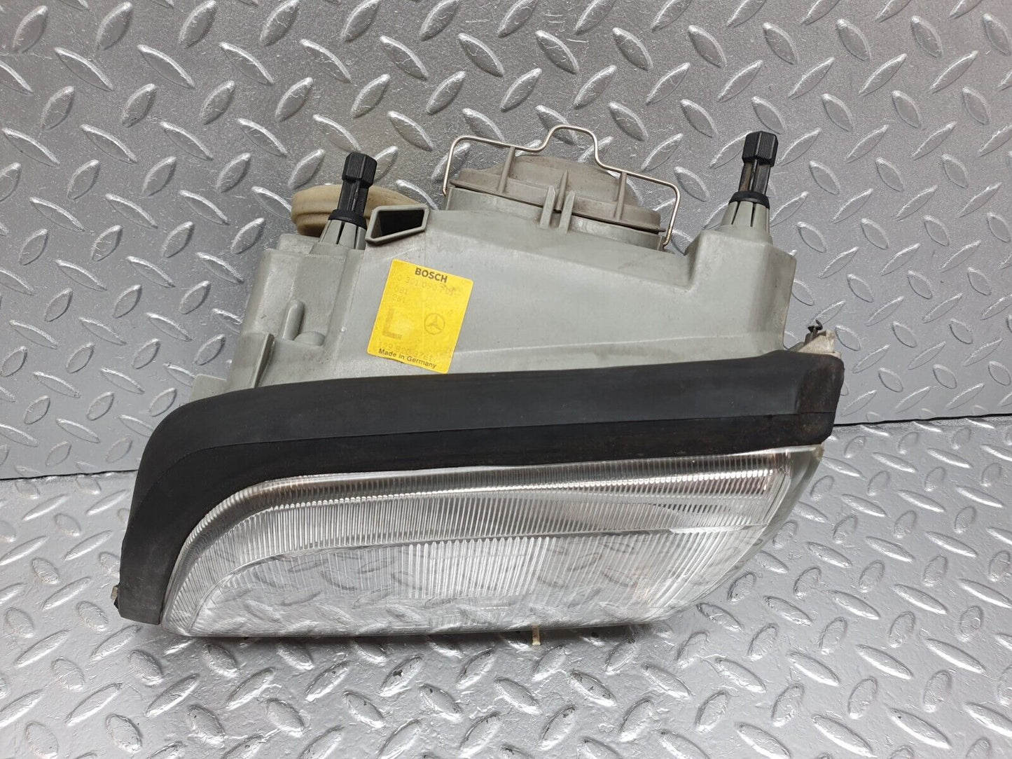 42403 Mercedes-Benz R129 320SL Coupe Headlight Bosch Left 0301090701 1298203761 1305621235
