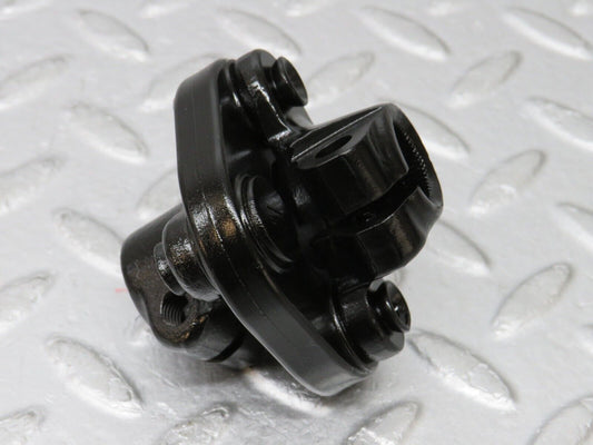 36098 Mercedes-Benz W126 420SE Steering Column Lower Shaft Connector 126462014