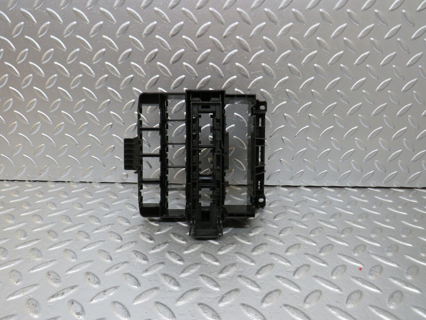 24741 Mercedes-Benz W140 S320 Relay Bracket 1405456440