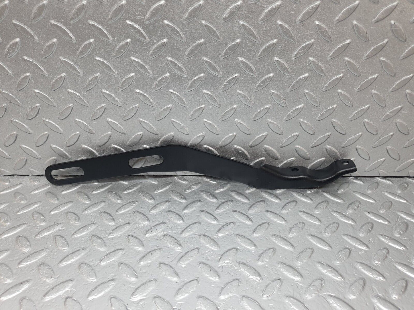 43935 Mercedes-Benz C123 230CE Coupe Exhaust Bracket