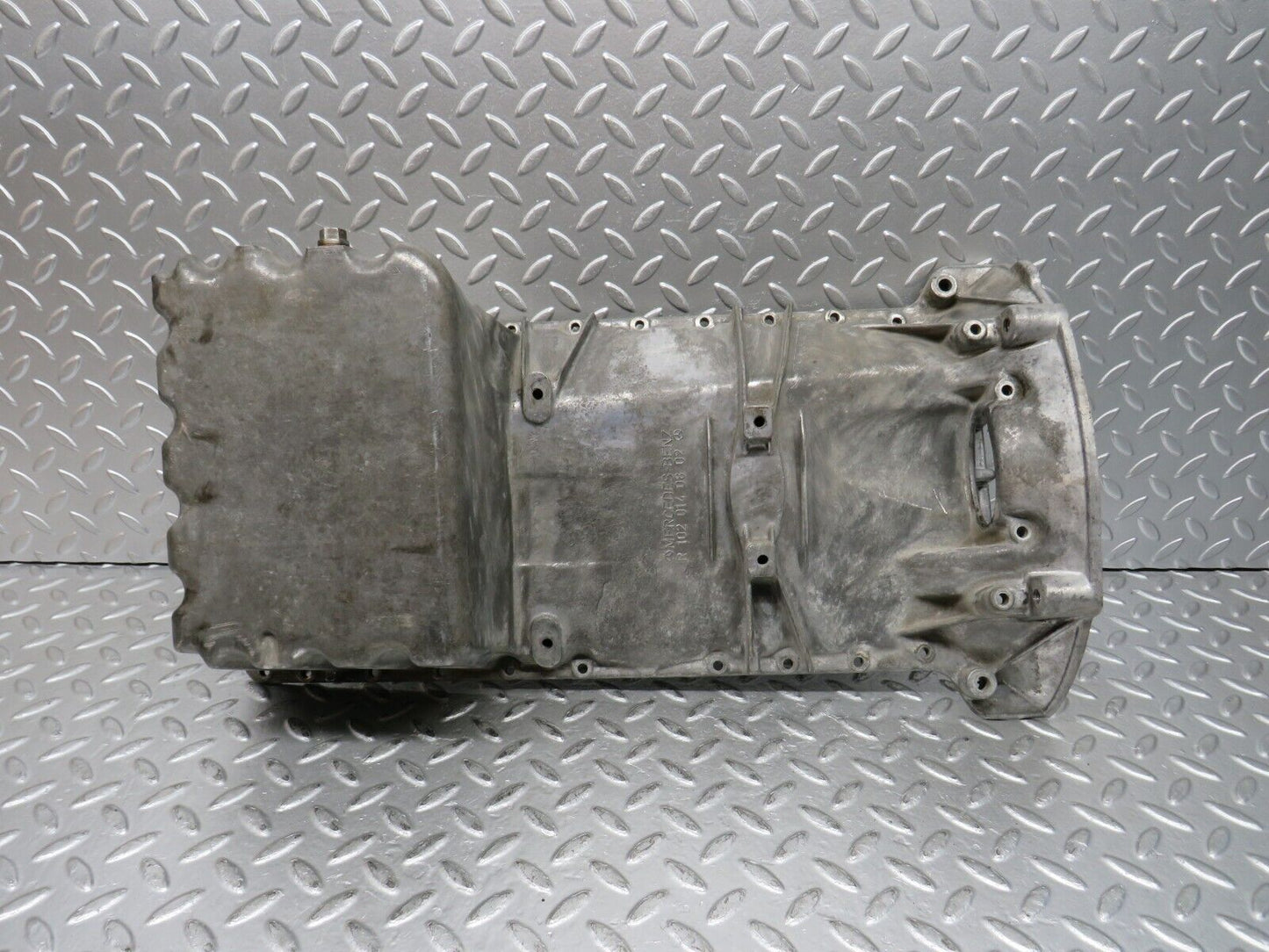 29938 Mercedes-Benz W123 230E Oil Pan Oil Sump 1020140802