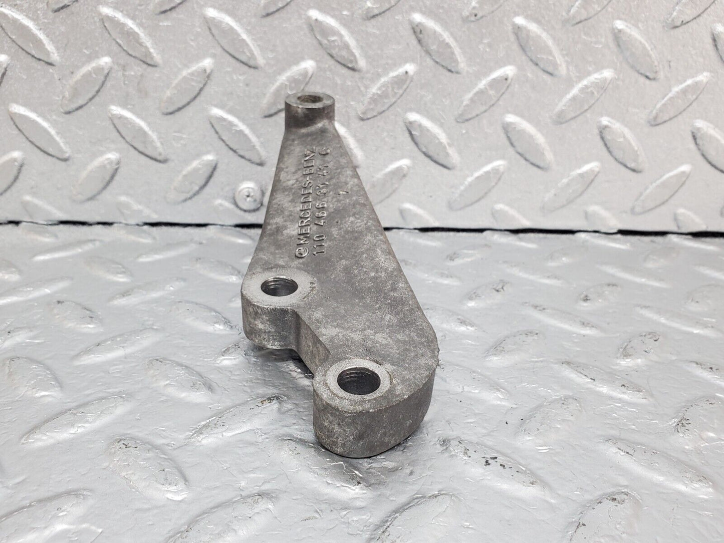 44401 Mercedes-Benz W123 280E Power Steering Pump Bracket 1104663141