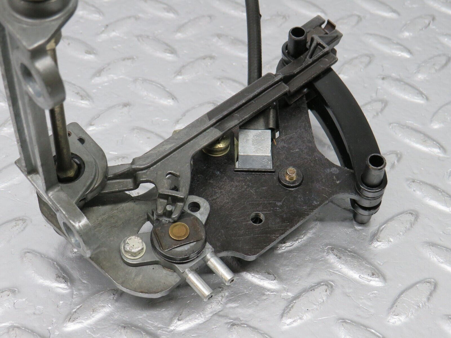 39881 Mercedes-Benz R107 350SL Heater Control Mechanism