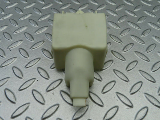 6578 Mercedes-Benz S124 E220 Wagon Rear Door Lock Vacuum Actuator Cover