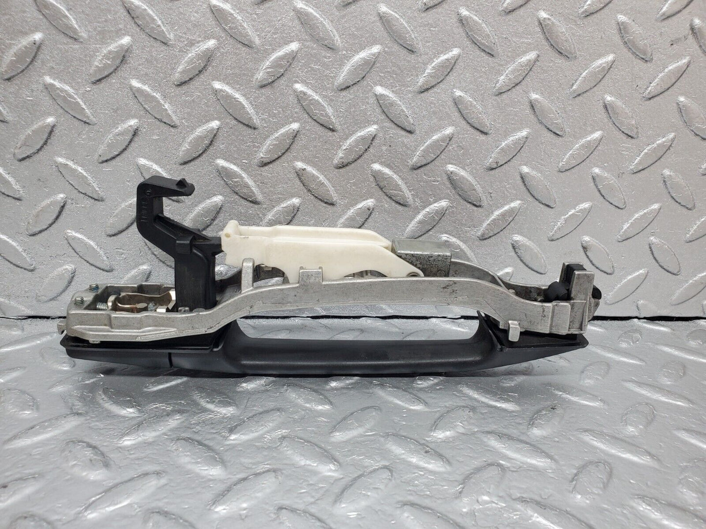 44803 Mercedes-Benz W124 220E Rear Right Exterior Door Handle