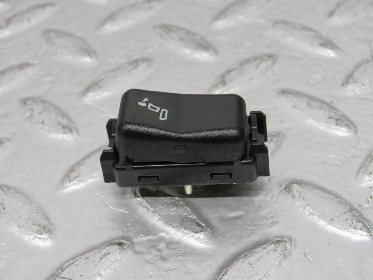 29526 Mercedes-Benz W124 230E Rear Headrest Release Control Switch