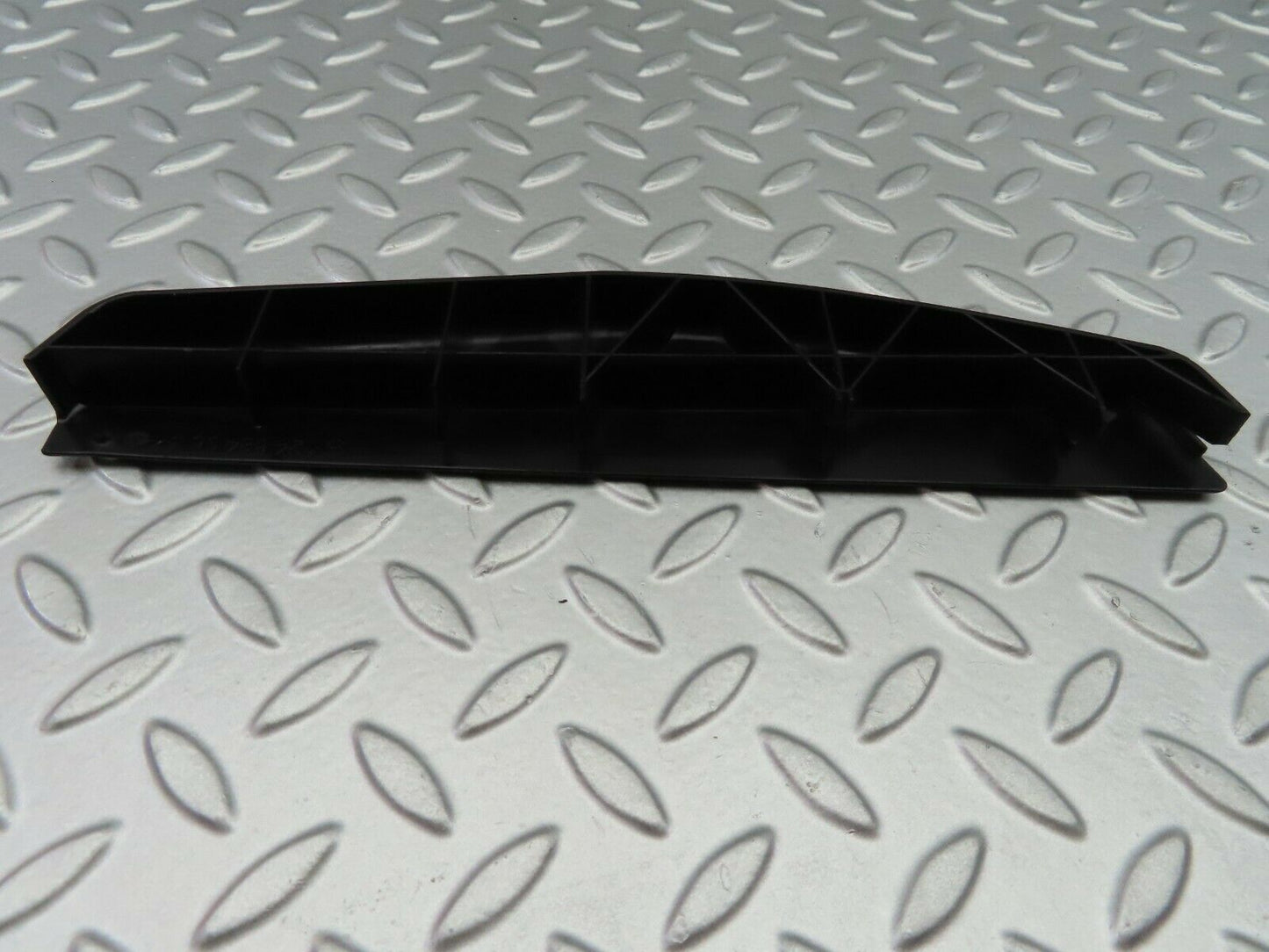 6534 Mercedes-Benz S124 E220 Wagon Rear Right Seat Hinge Cover 1246840637
