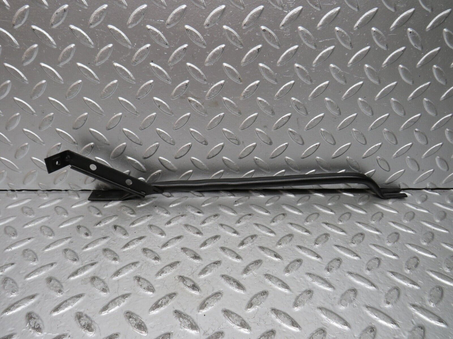 28533 Mercedes-Benz S123 240D Wagon Horn Bracket