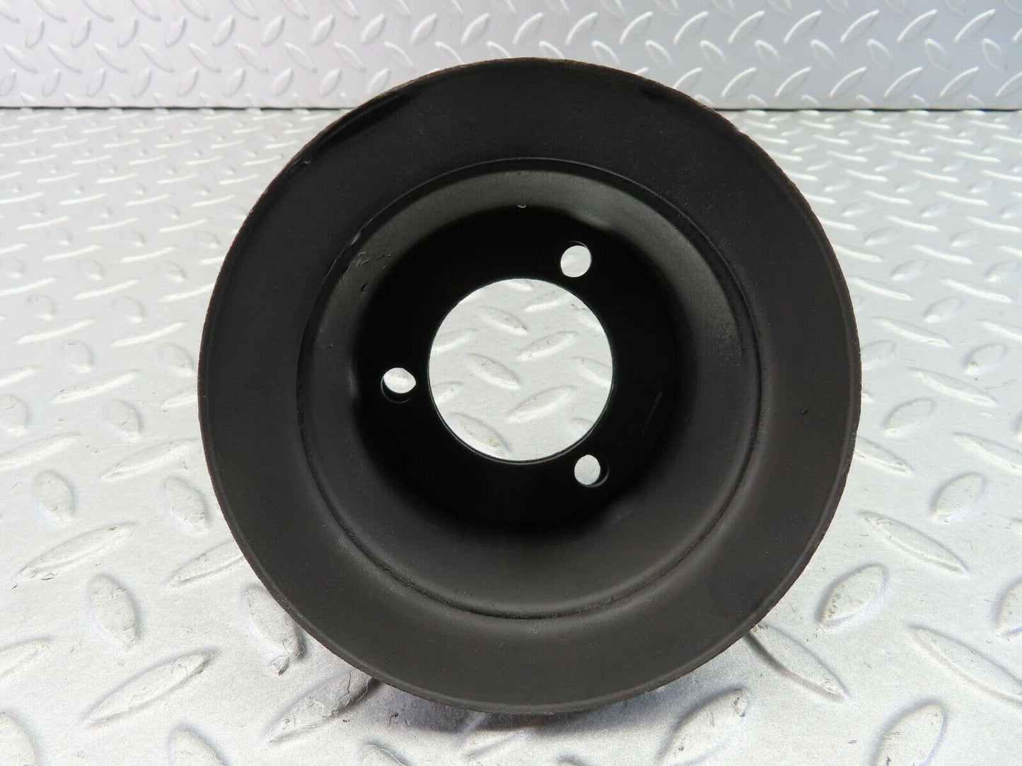 7993 Mercedes-Benz W115 220D Crankshaft Pulley