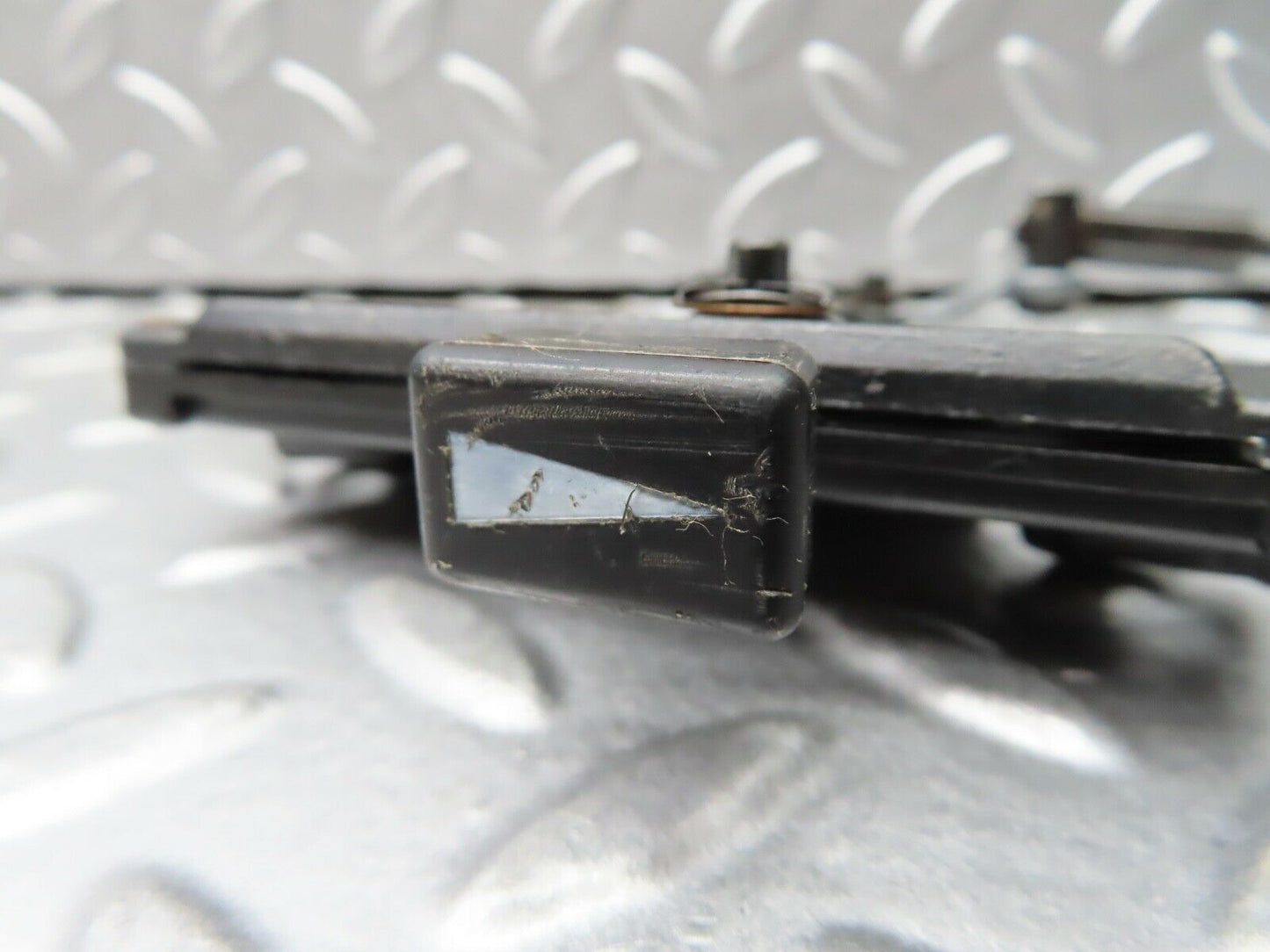 20591 Mercedes-Benz R107 450SL Air Vent Control Lever Centre