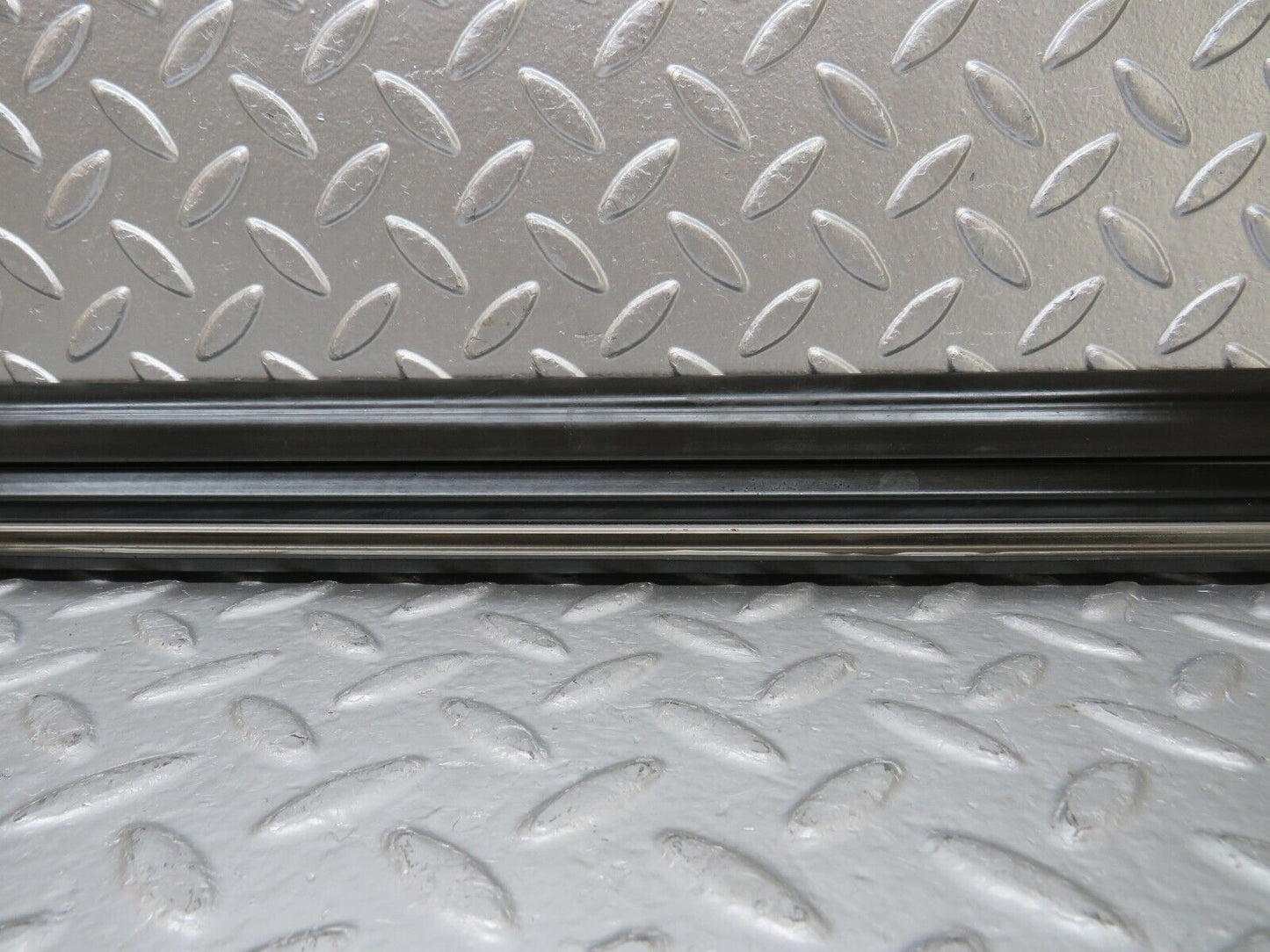 25599 Mercedes-Benz W123 200 Front Left Door Lower Moulding Trim