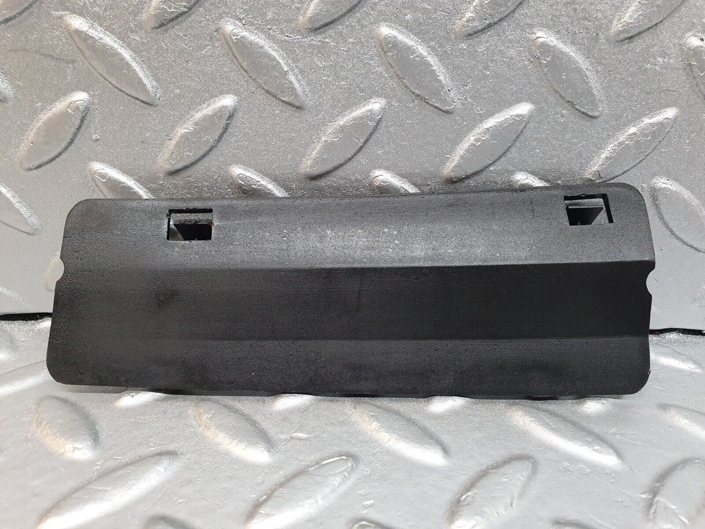 41975 Mercedes-Benz W202 C200 Windscreen Washer Nozzle Cover Trim 2028890025
