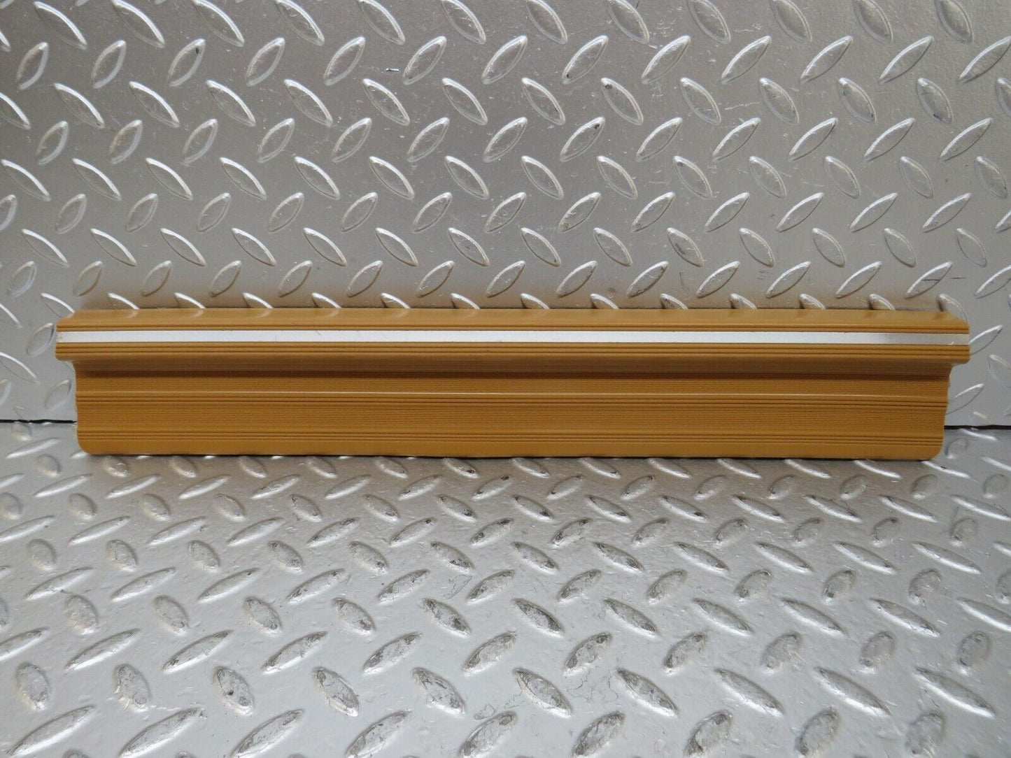 27105 Mercedes-Benz W123 280E Rear Left Door Sill