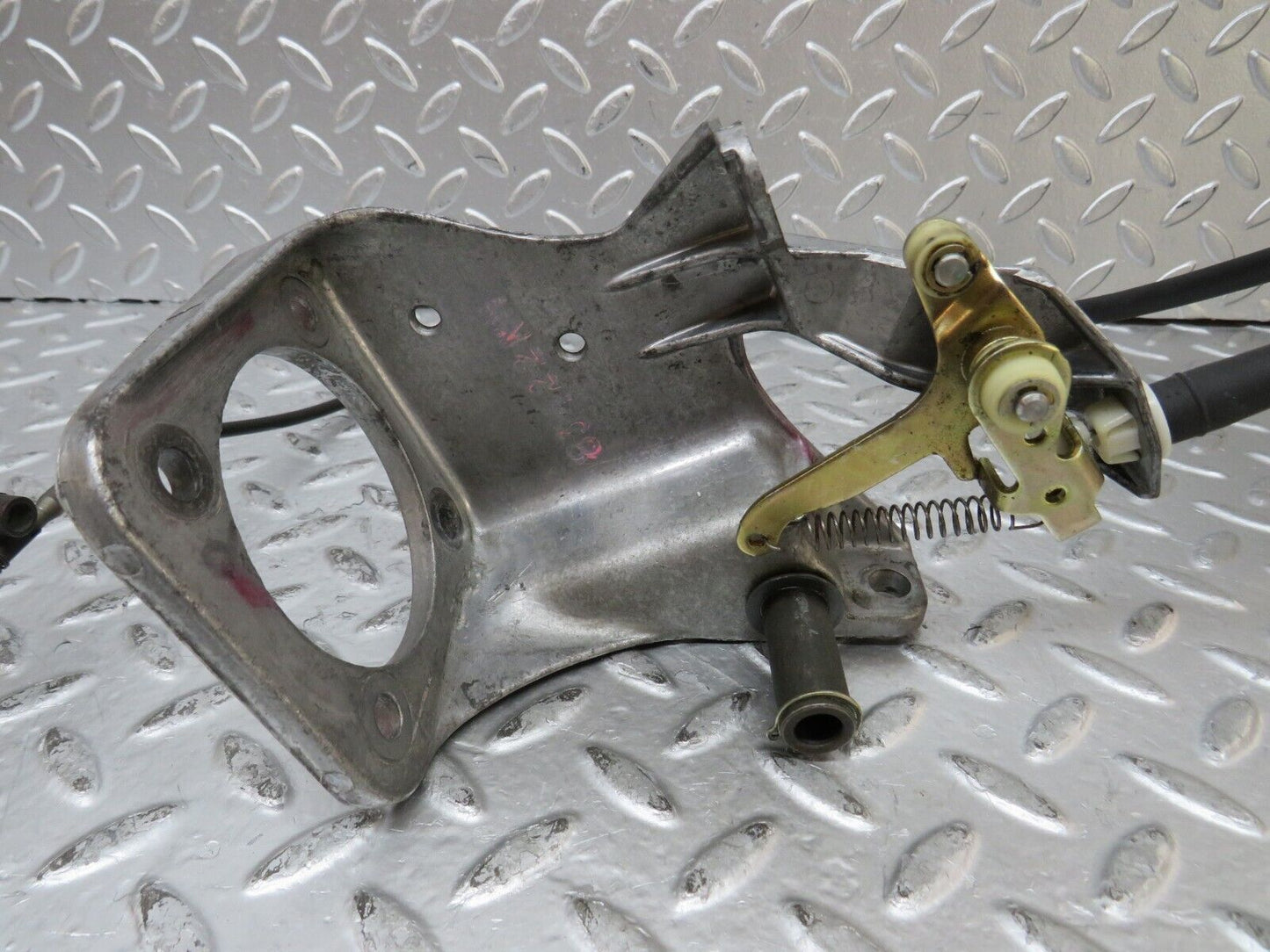 26583 Mercedes-Benz C124 220CE Coupe Brake Pedal Bracket 1242900919