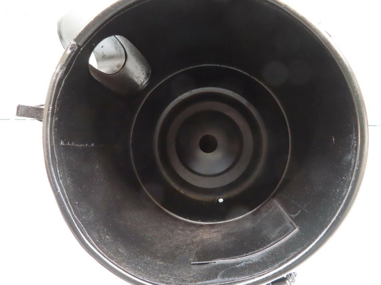 12694 Mercedes-Benz W111 220SE Air Filter Box Housing MANN