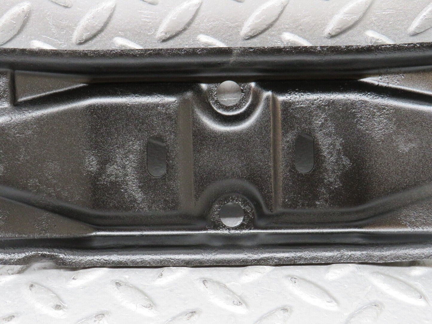 36344 Mercedes-Benz W126 420SE Gearbox Mount Bracket