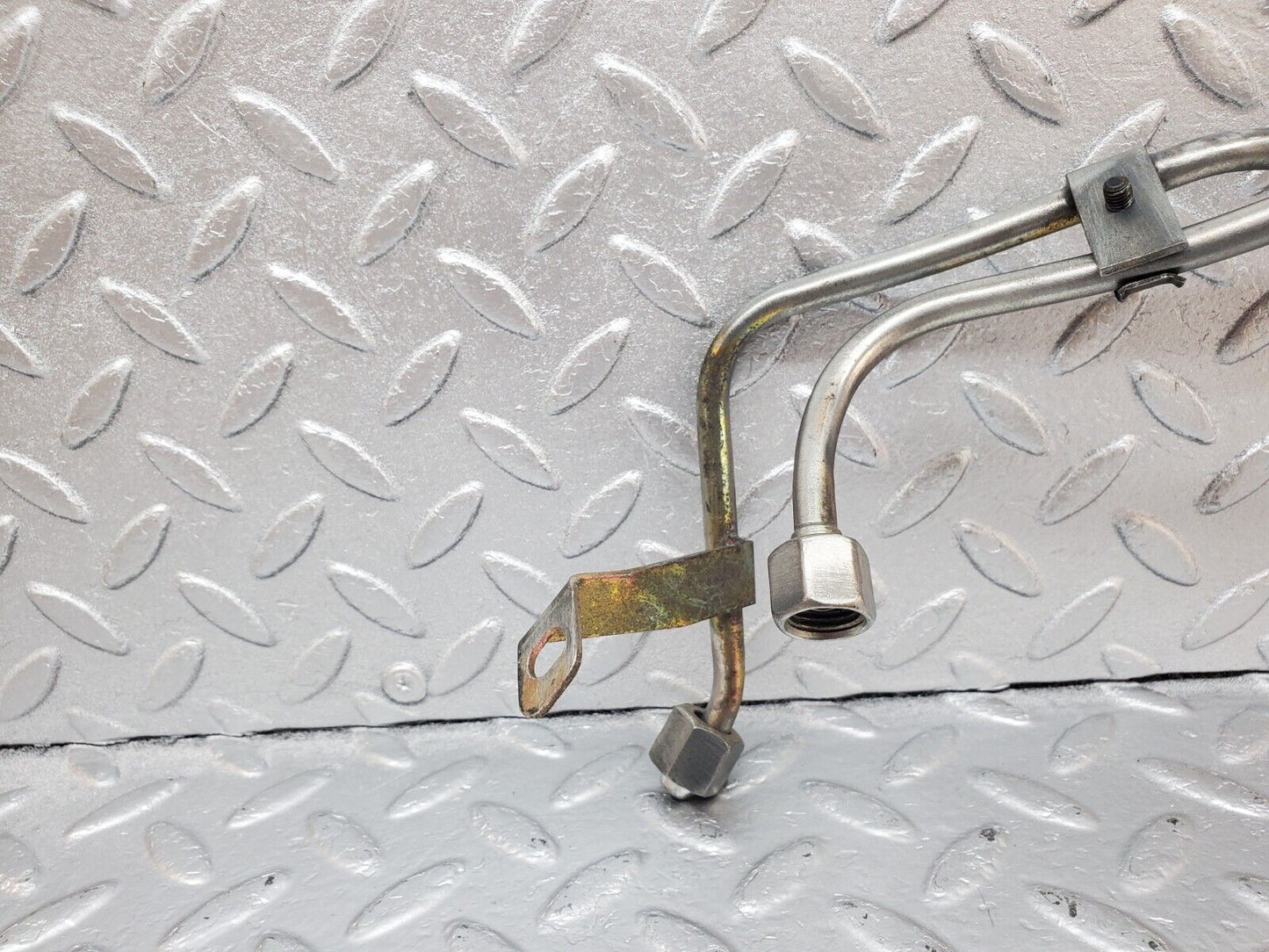 45813 Mercedes-Benz W126 420SE Fuel Hose Pipe