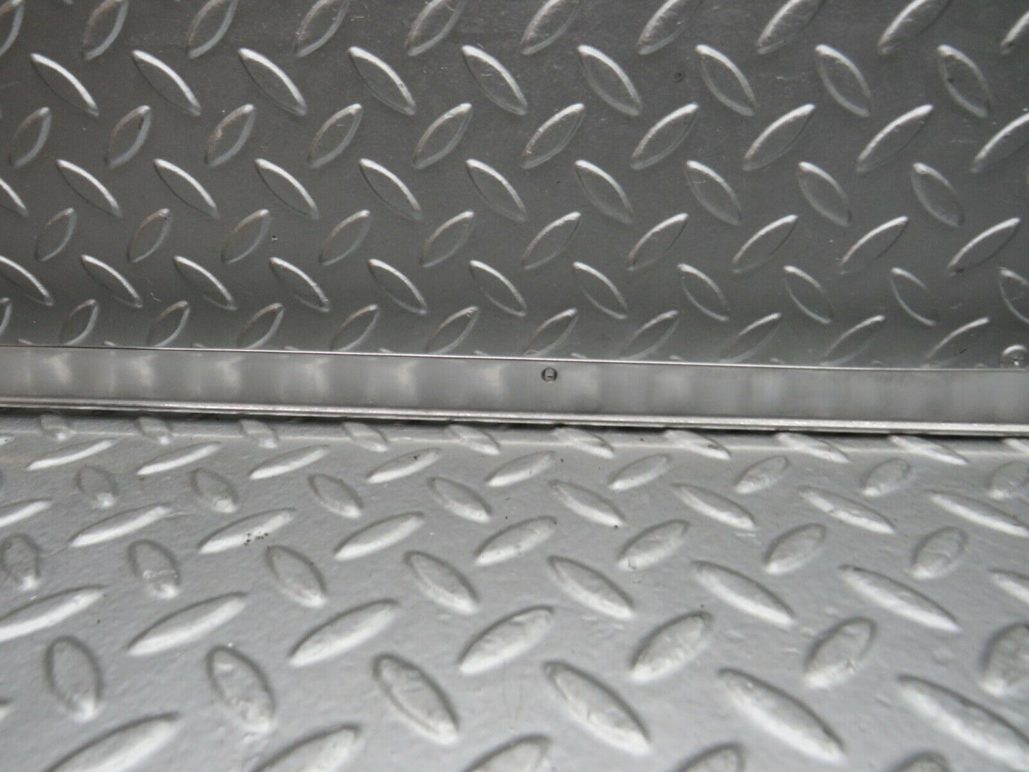 21807 Mercedes-Benz W126 300SE Roof Chrome Trim Right Side