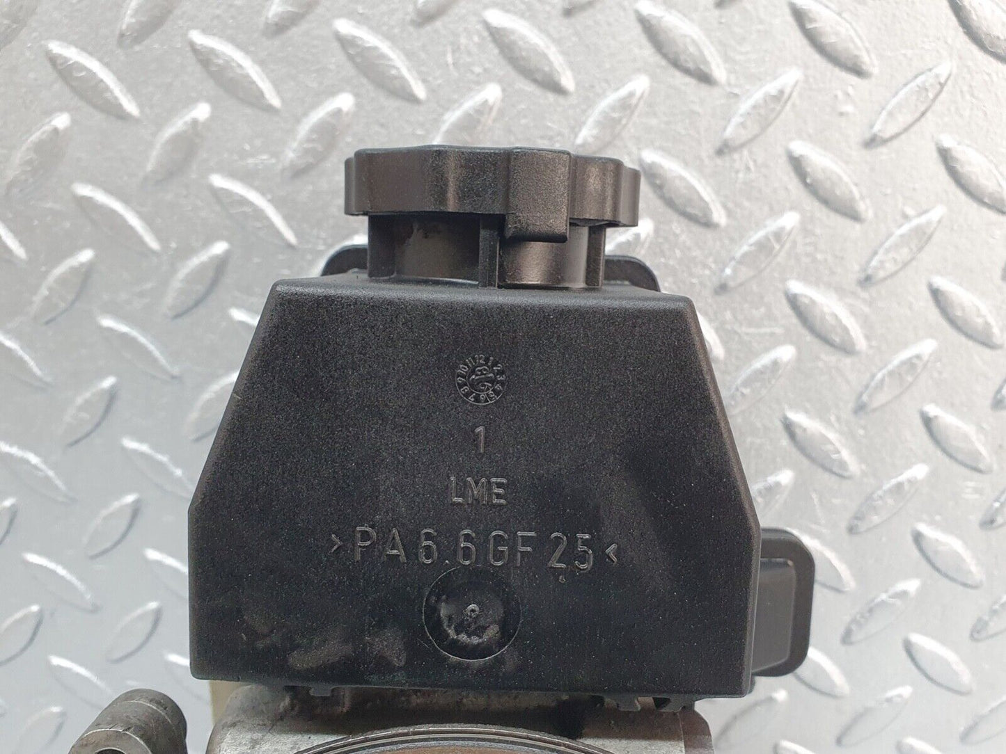 42004 Mercedes-Benz W202 C200 Power Steering Pump PA6.6GF25