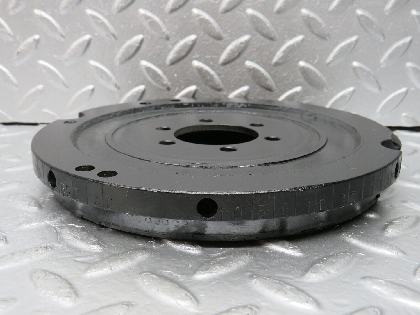 33076 Mercedes-Benz C107 R107 350 V8 Crankshaft Vibration Damper 1160300203