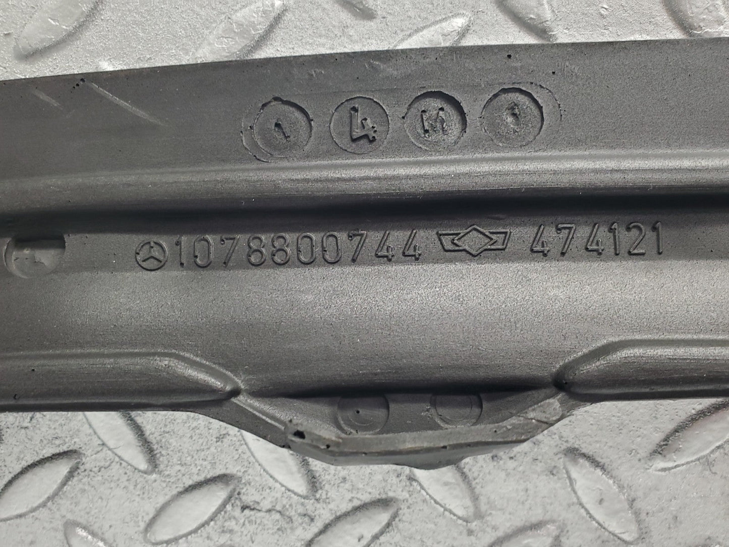 46379495