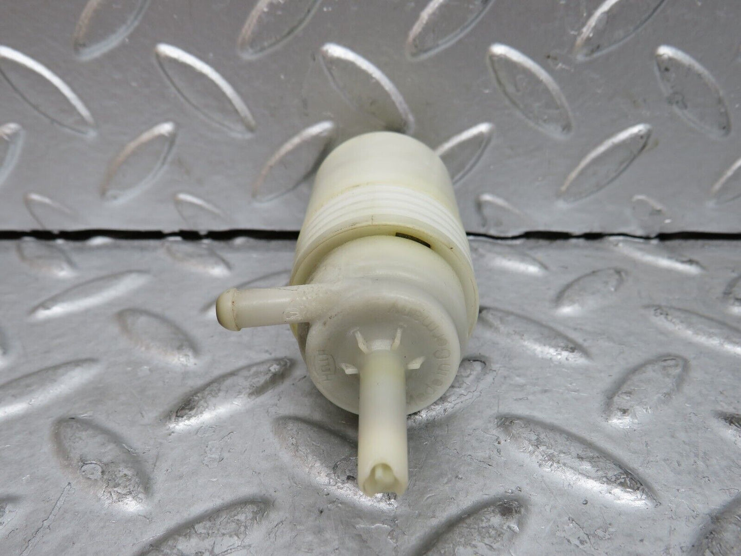 29116 Mercedes-Benz C124 320CE Coupe Windscreen Washer Pump 1248690421