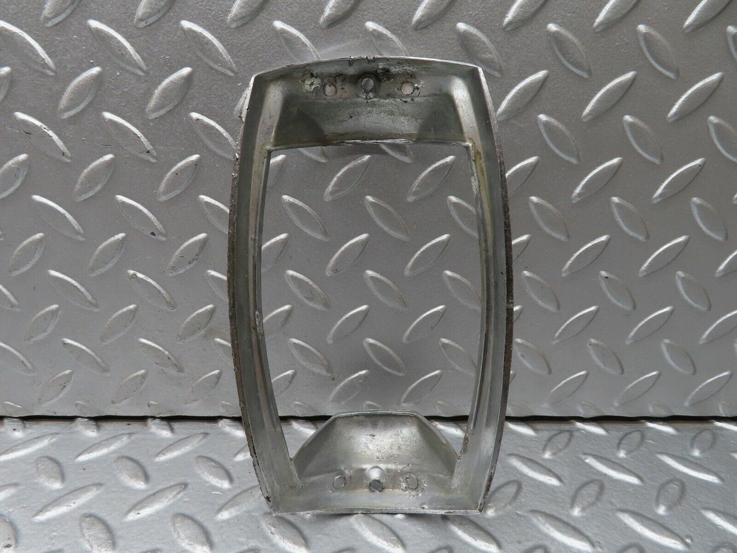 18665 Mercedes-Benz W120 W121 Ponton Tail Light Chrome Frame