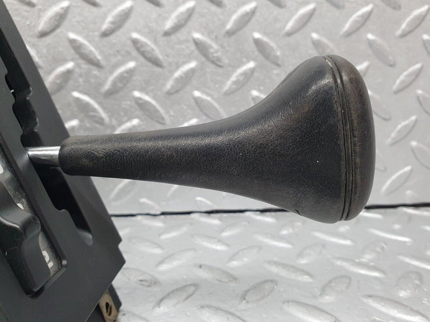 41168 Mercedes-Benz W126 300SE Gear Shift Selector 1262670740