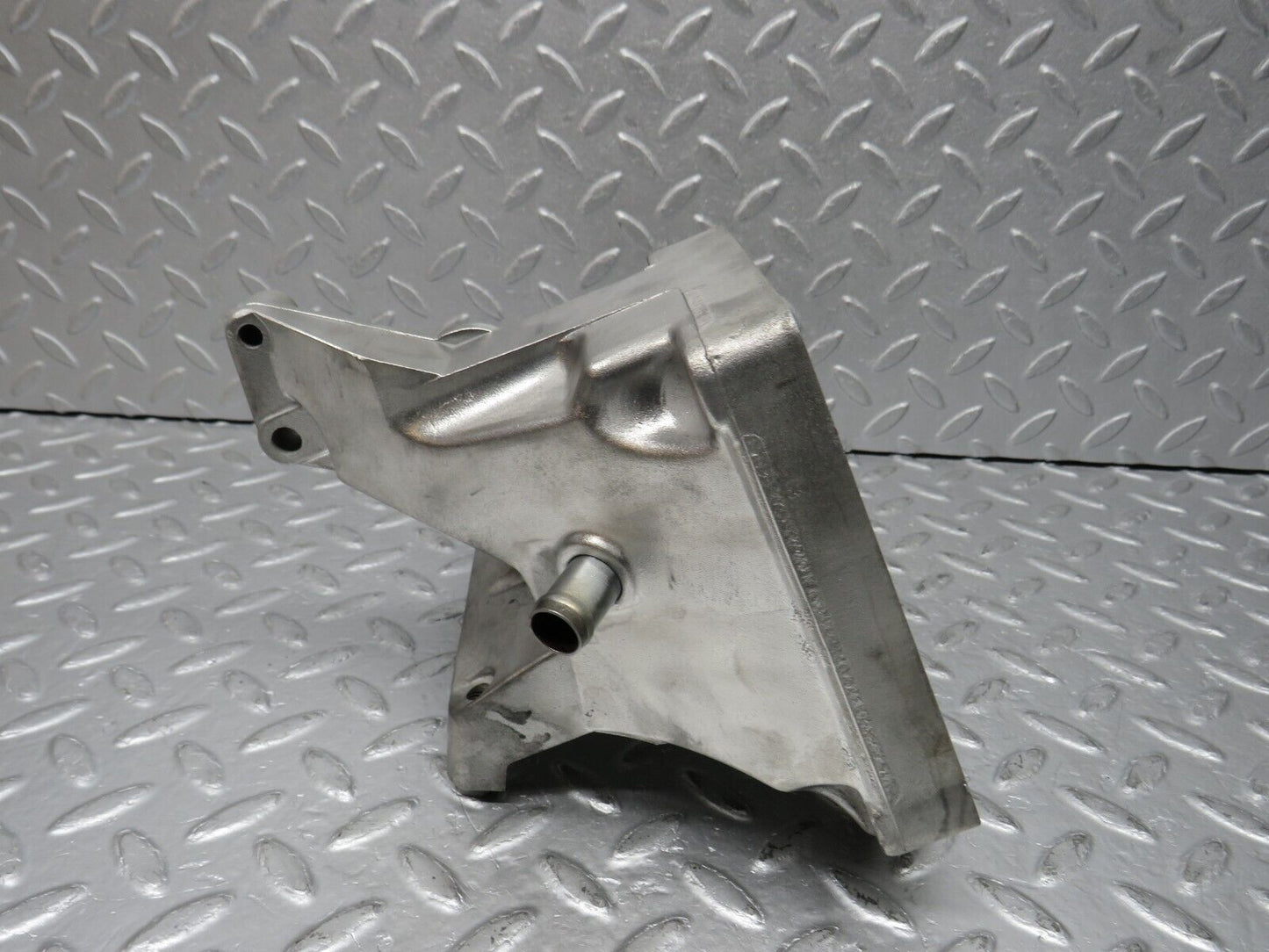 38647 Mercedes-Benz R129 280SL Coupe Power Steering Pump Bracket 1031310935