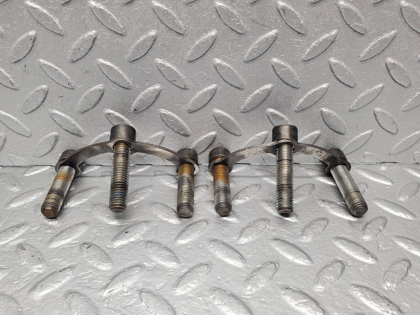 46050 Mercedes-Benz W126 420SE Drive Shaft Bolt Differential Bolt Set