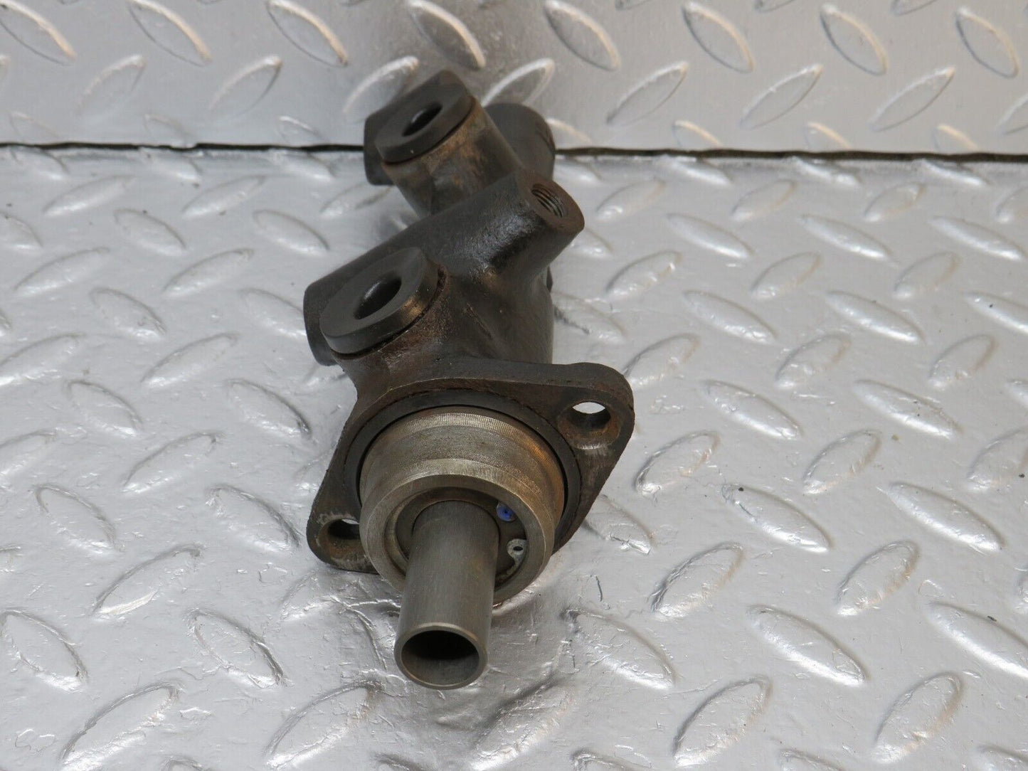 39813 Mercedes-Benz R107 350SL Coupe Brake Master Cylinder ATE