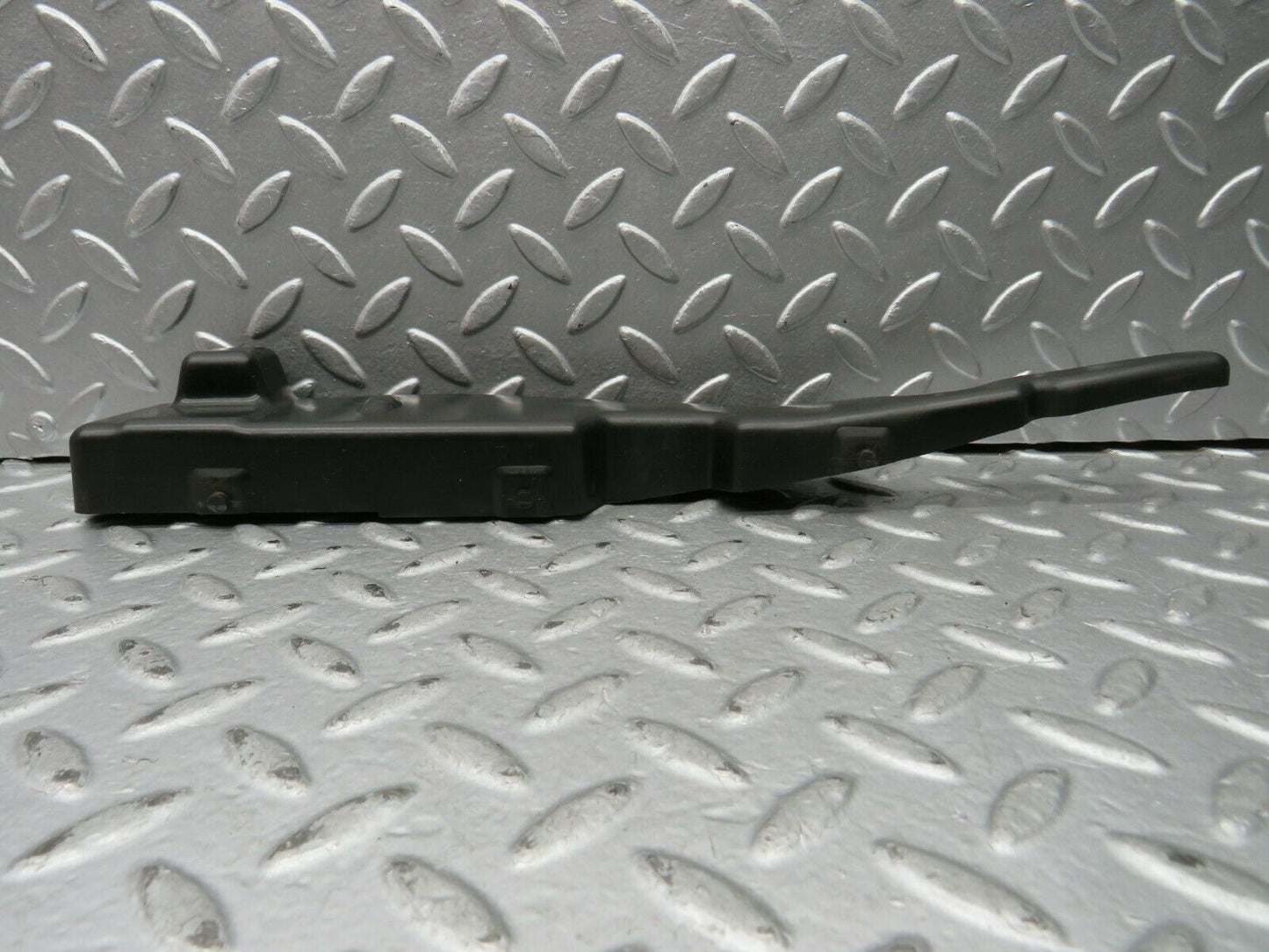 22121 Mercedes-Benz S123 280TE Wagon Bonnet Catch Cover 1238870025