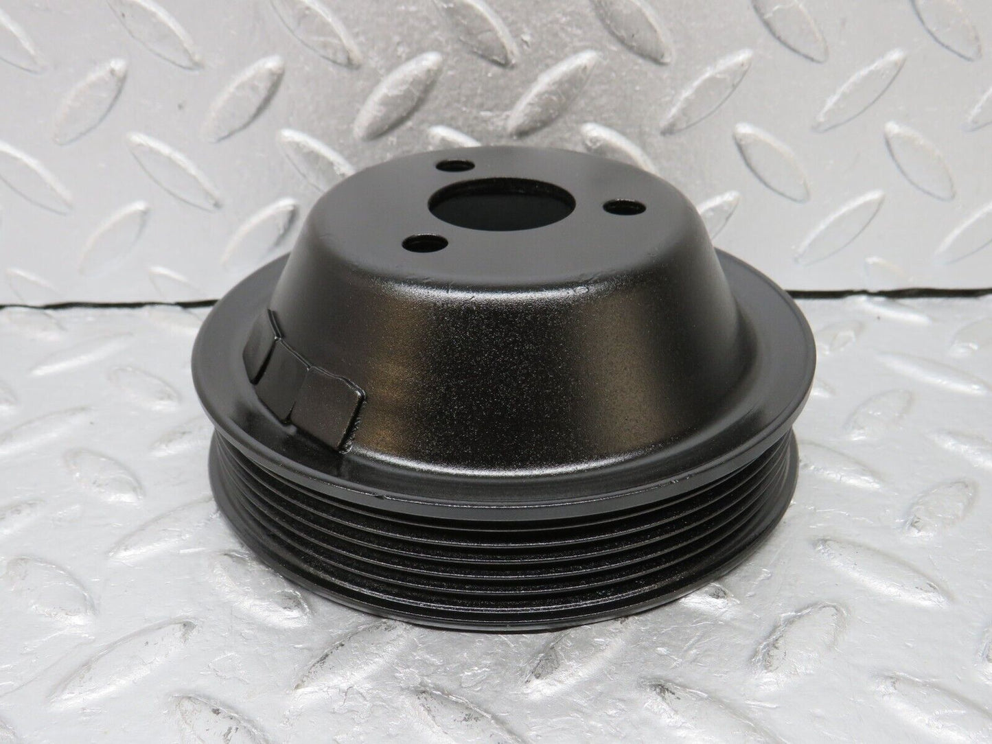 38104 Mercedes-Benz A124 320E Cabriolet Water Pump Pulley 1264600379
