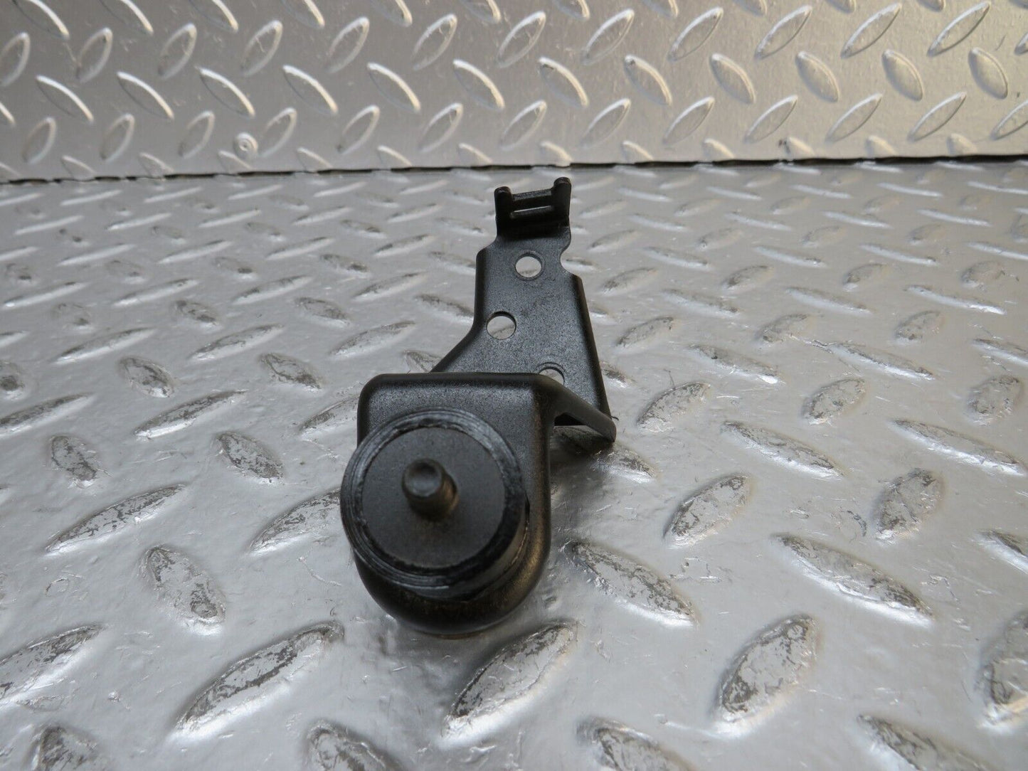 29933 Mercedes-Benz W123 230E Air Filter Housing Bracket