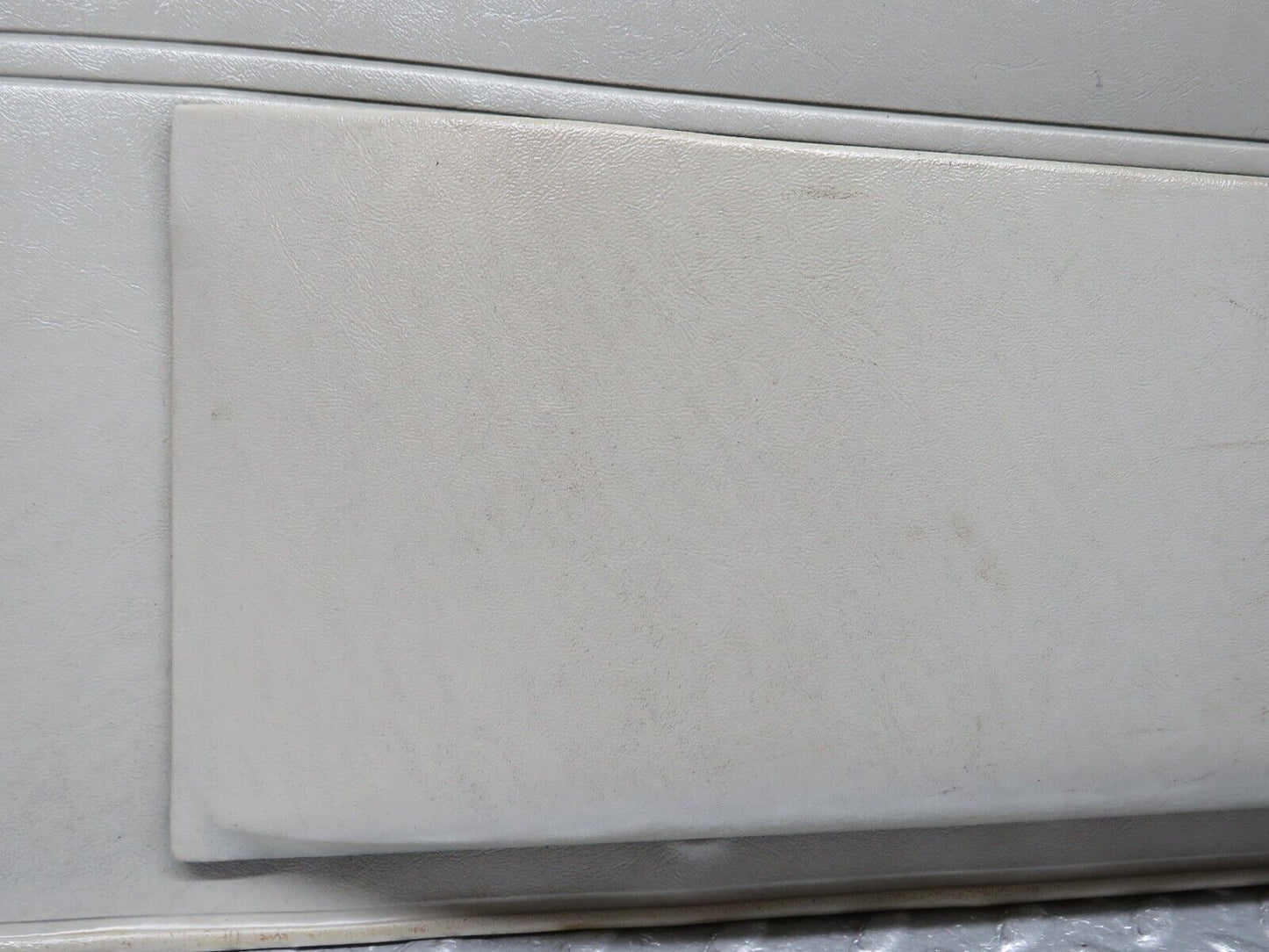 40335 Mercedes-Benz W110 230 Front Left Door Card Grey