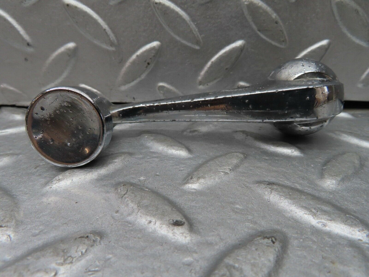 18581 Mercedes-Benz W120 W121 Ponton Window Lifter Crank Handle Chrome