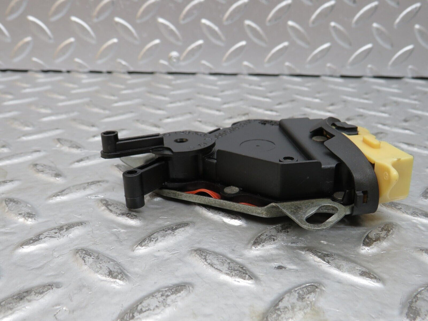 27782 Mercedes-Benz S124 300TE Wagon Reverse Light Switch 0005403945