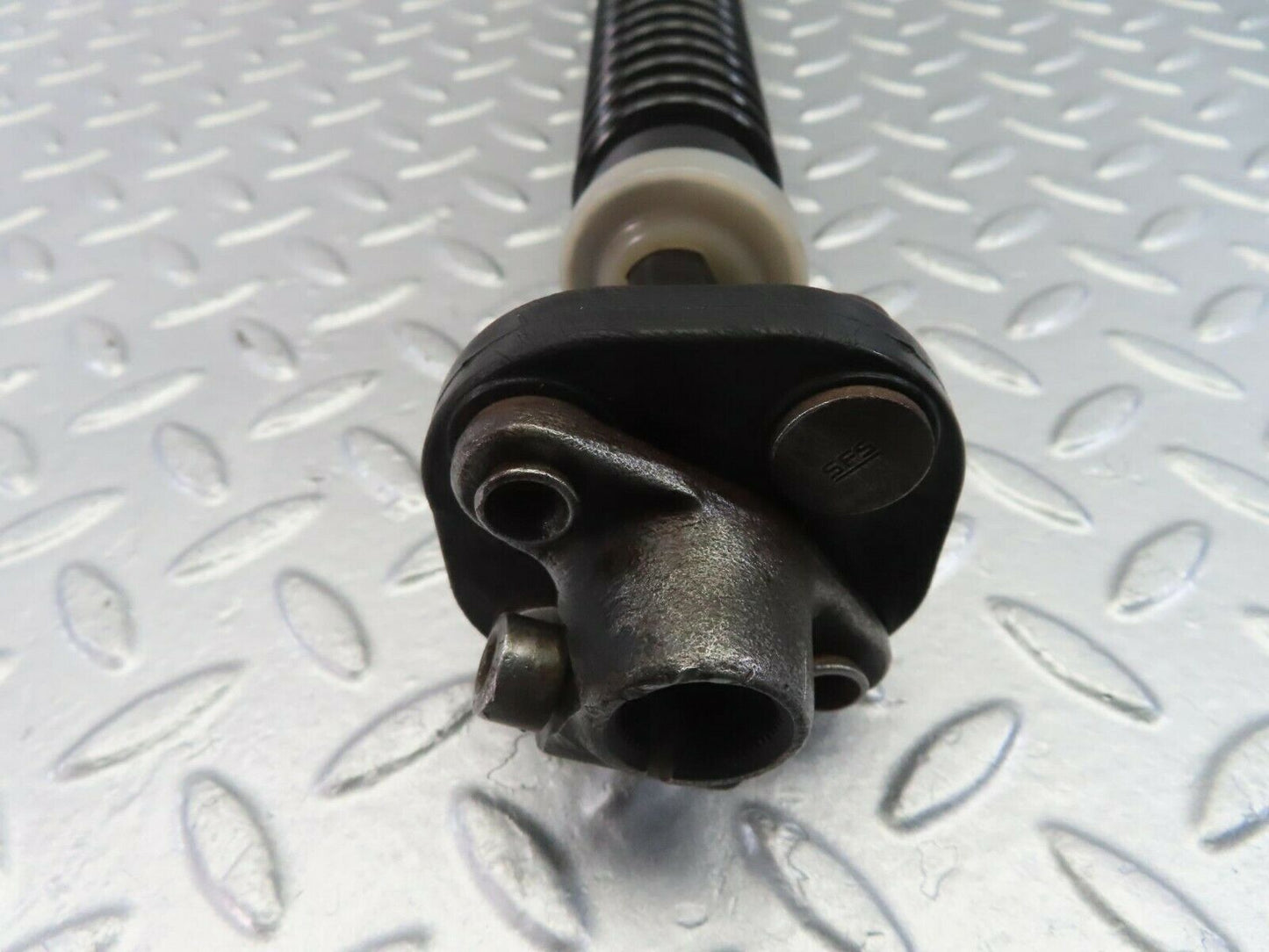 10491 Mercedes-Benz W201 190E Steering Column