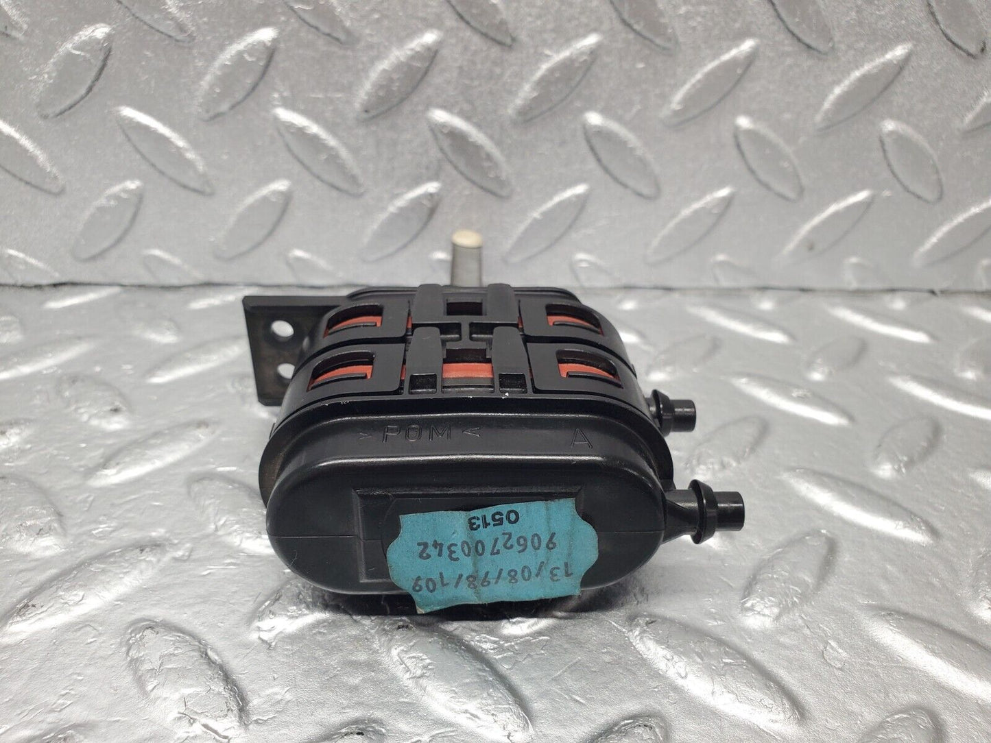 46994 Mercedes-Benz R129 320SL Coupe Heater Box Vacuum Actuator