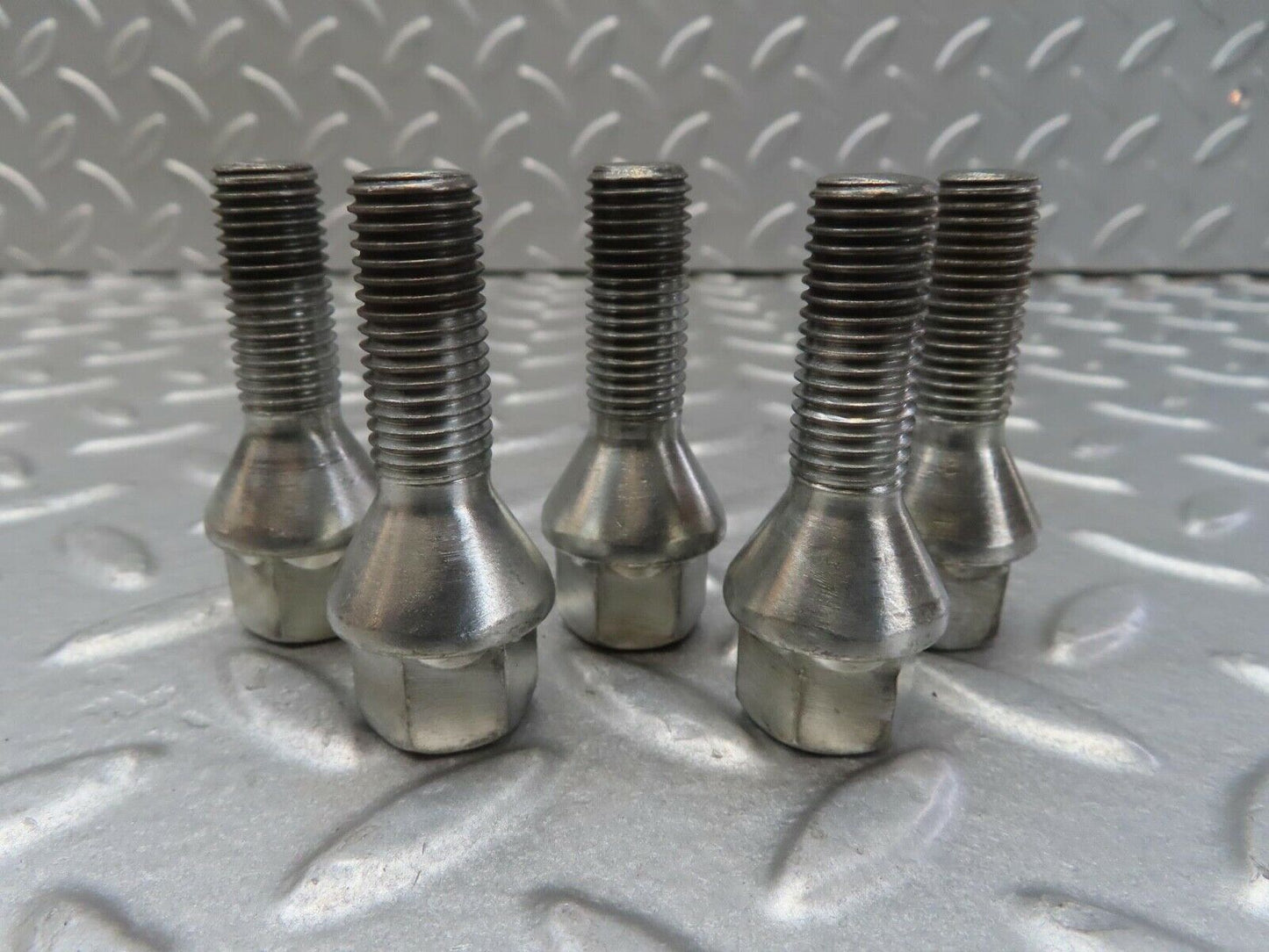 13223 Mercedes-Benz 5x Alloy Wheel Lug Bolt M12x1.5