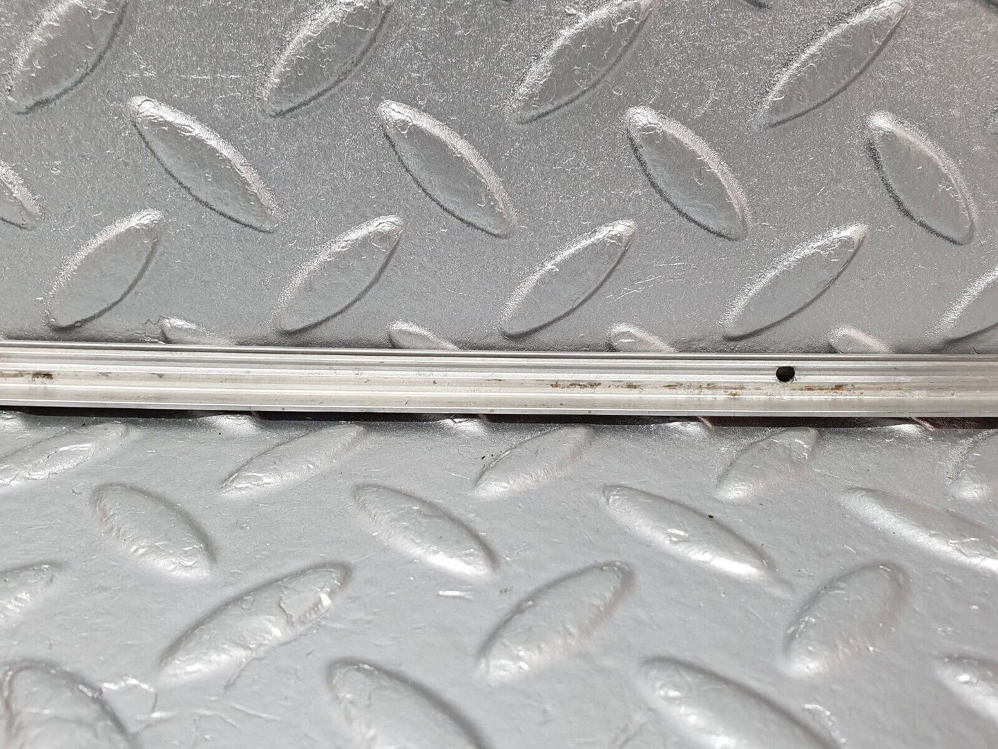 41715 Mercedes-Benz W124 200E Sunroof Chrome Trim