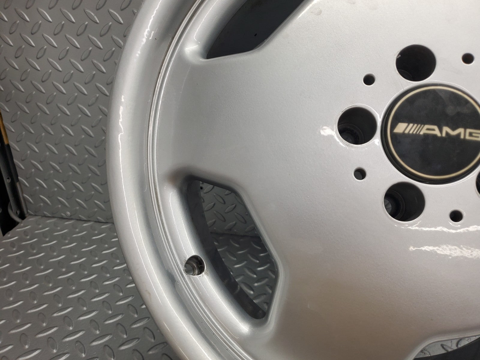 W124 Wagon alloy wheel set 8jx18 h2 et37 used OEM