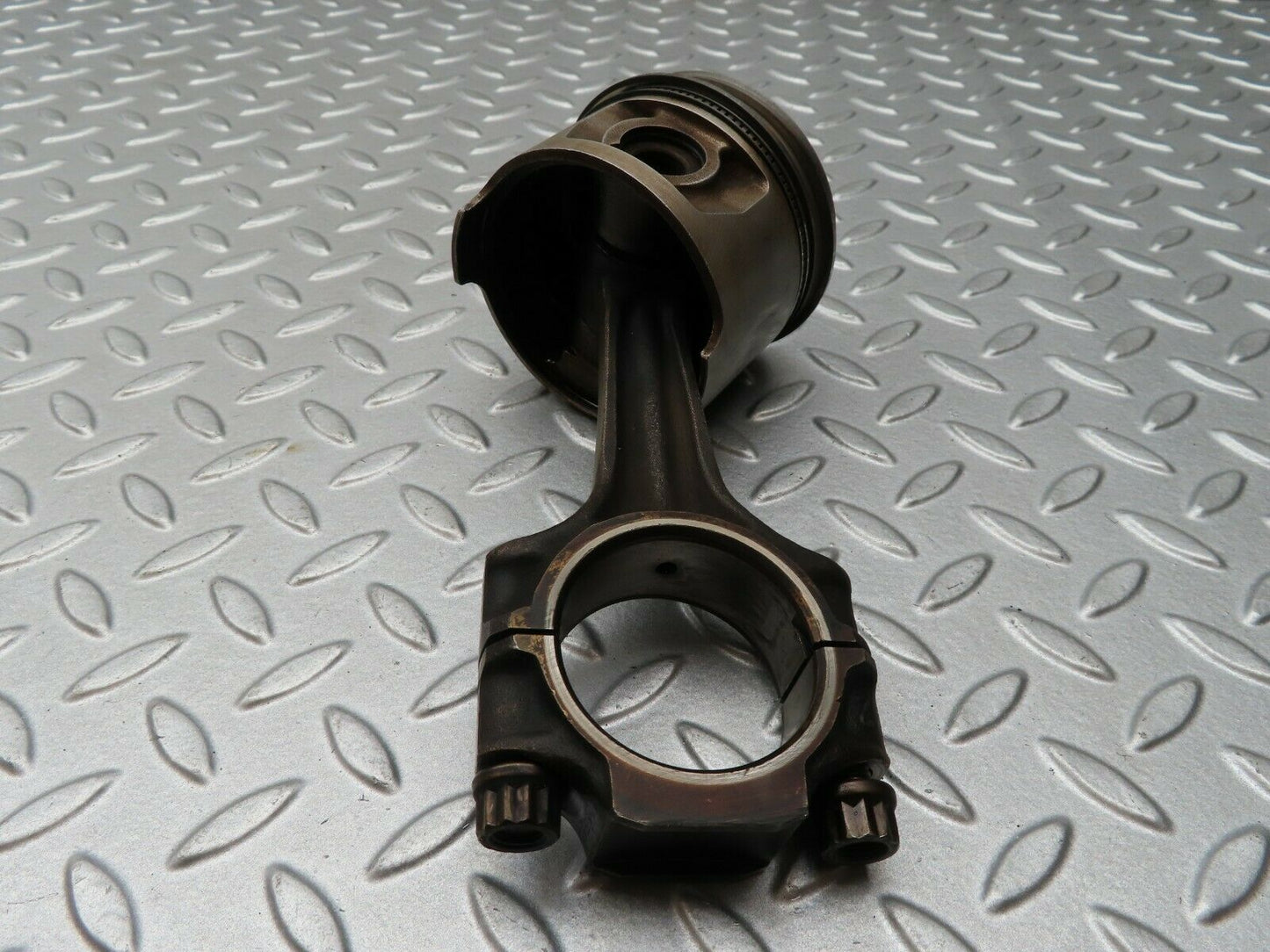 4806 Mercedes-Benz W114 280CE Coupe Piston With Connecting Rod 85.99 mm