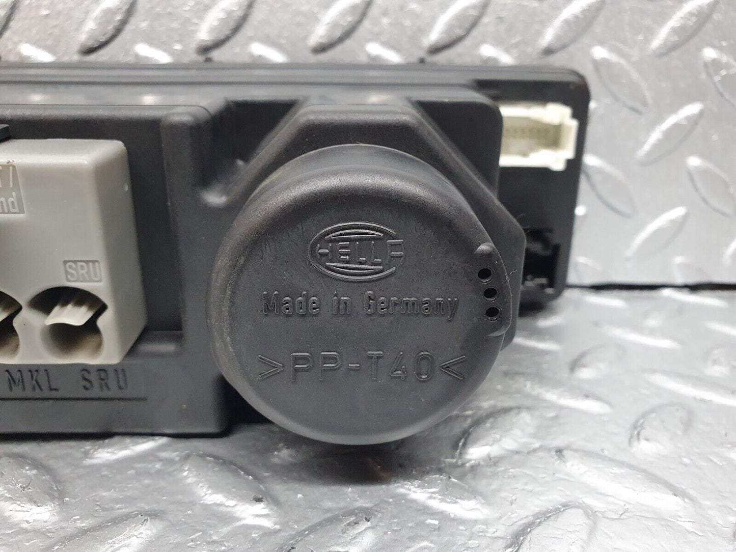 41959 Mercedes-Benz W202 C200 Central Locking Vacuum Pump Hella 2108001048