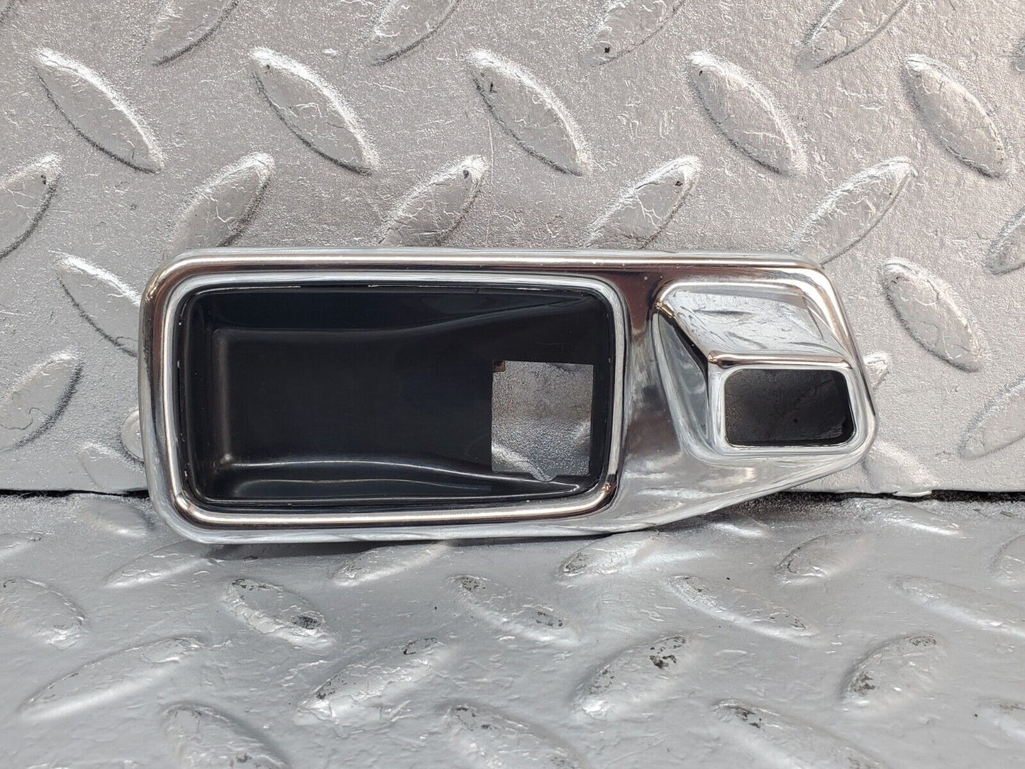 44391 Mercedes-Benz W123 280E Chrome Frame For Door Opener Right 1167660211