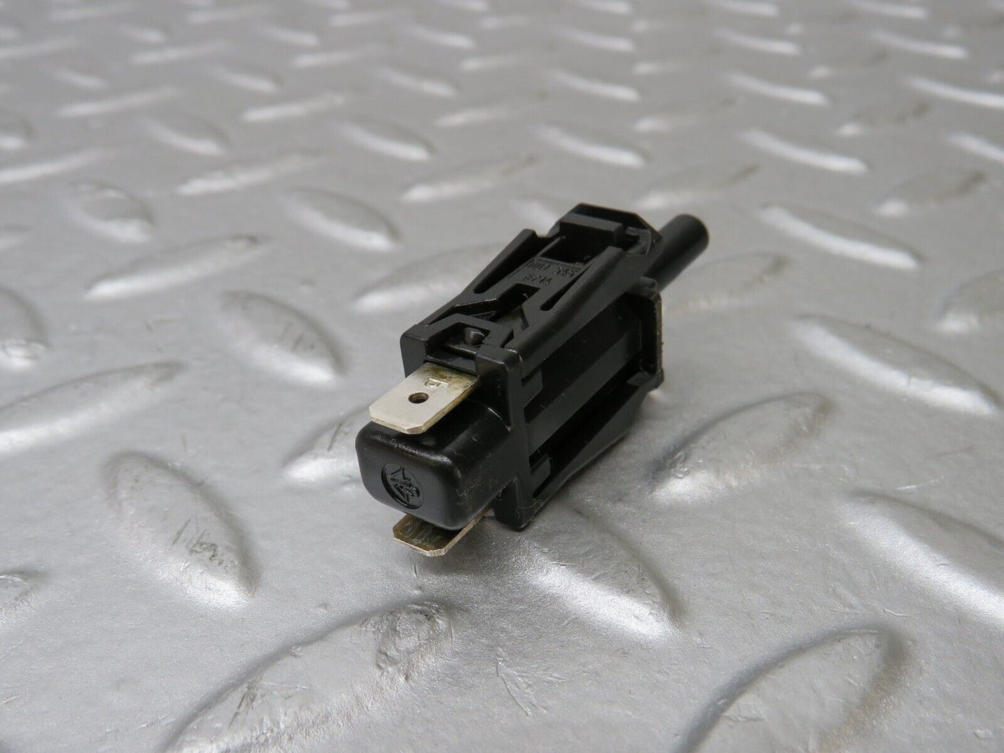 36916 Mercedes-Benz C126 420SEC Coupe Door Contact Switch 3x 0015458714