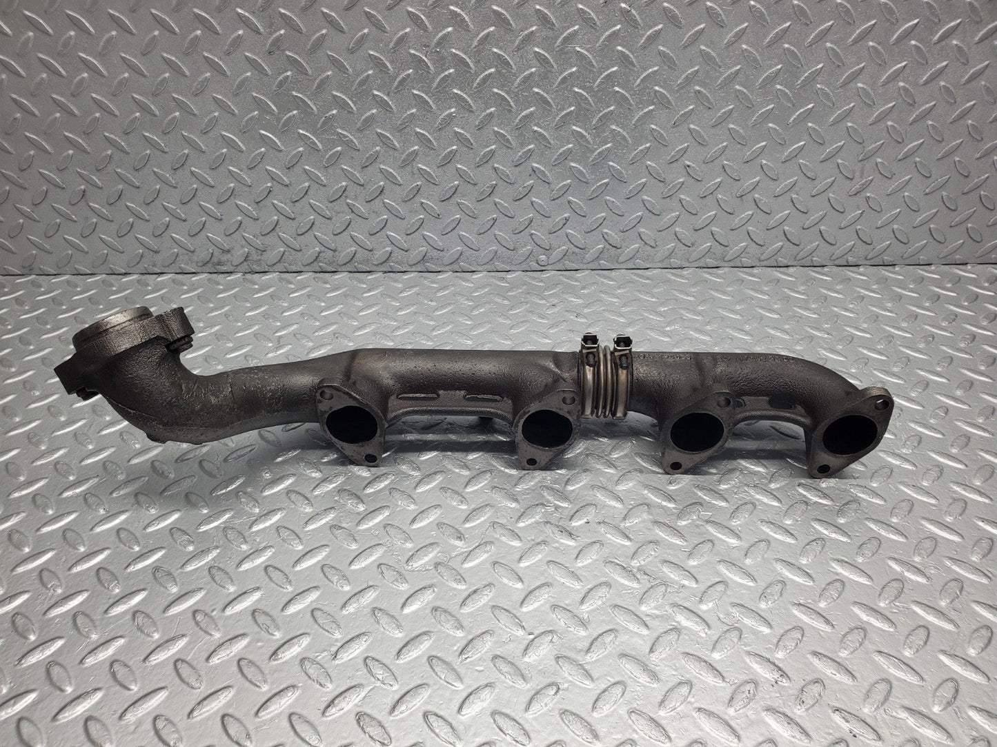 W126 Coupe exhaust manifold right used OEM